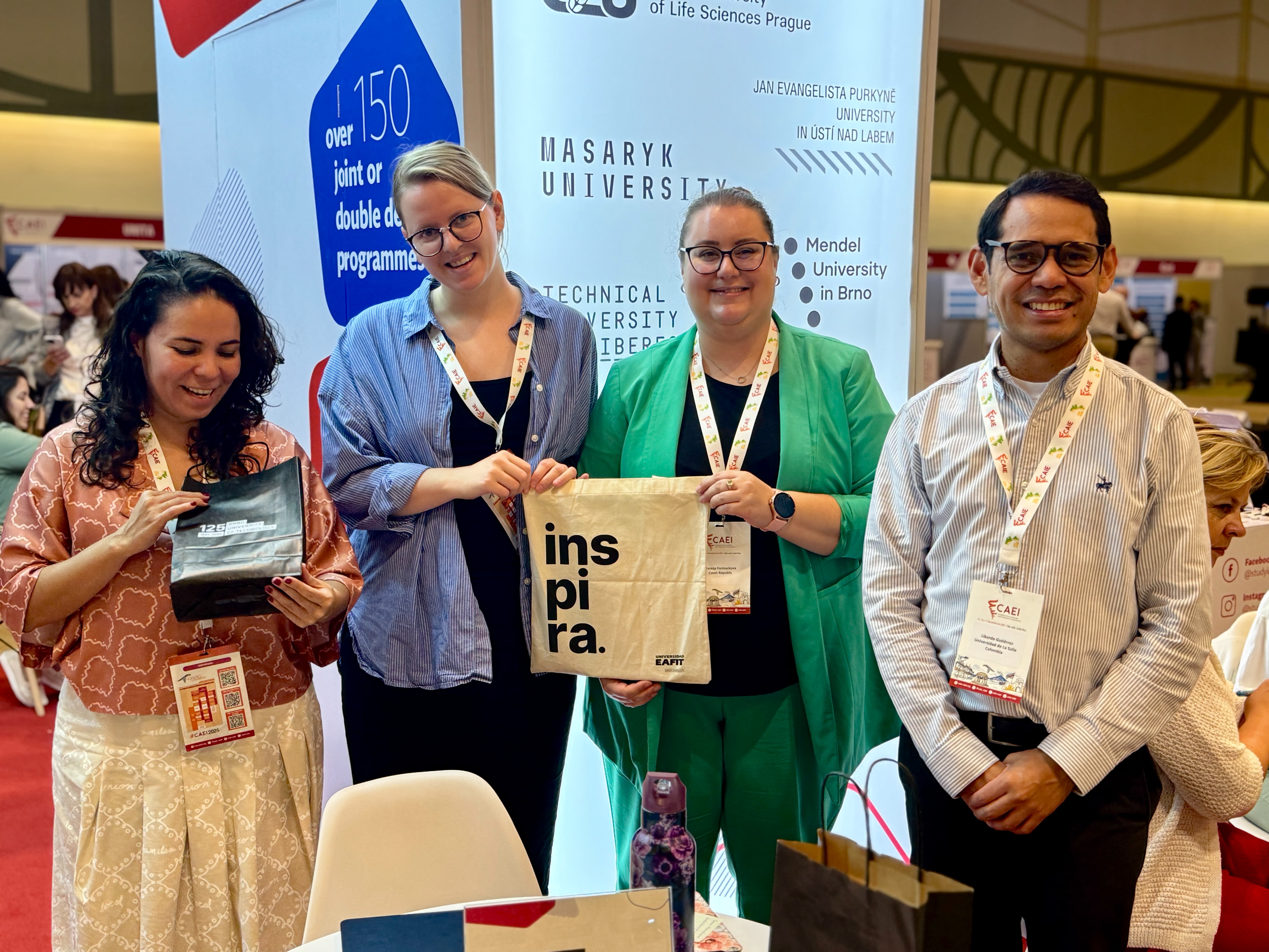 Česko na konferenci CAIE 2025