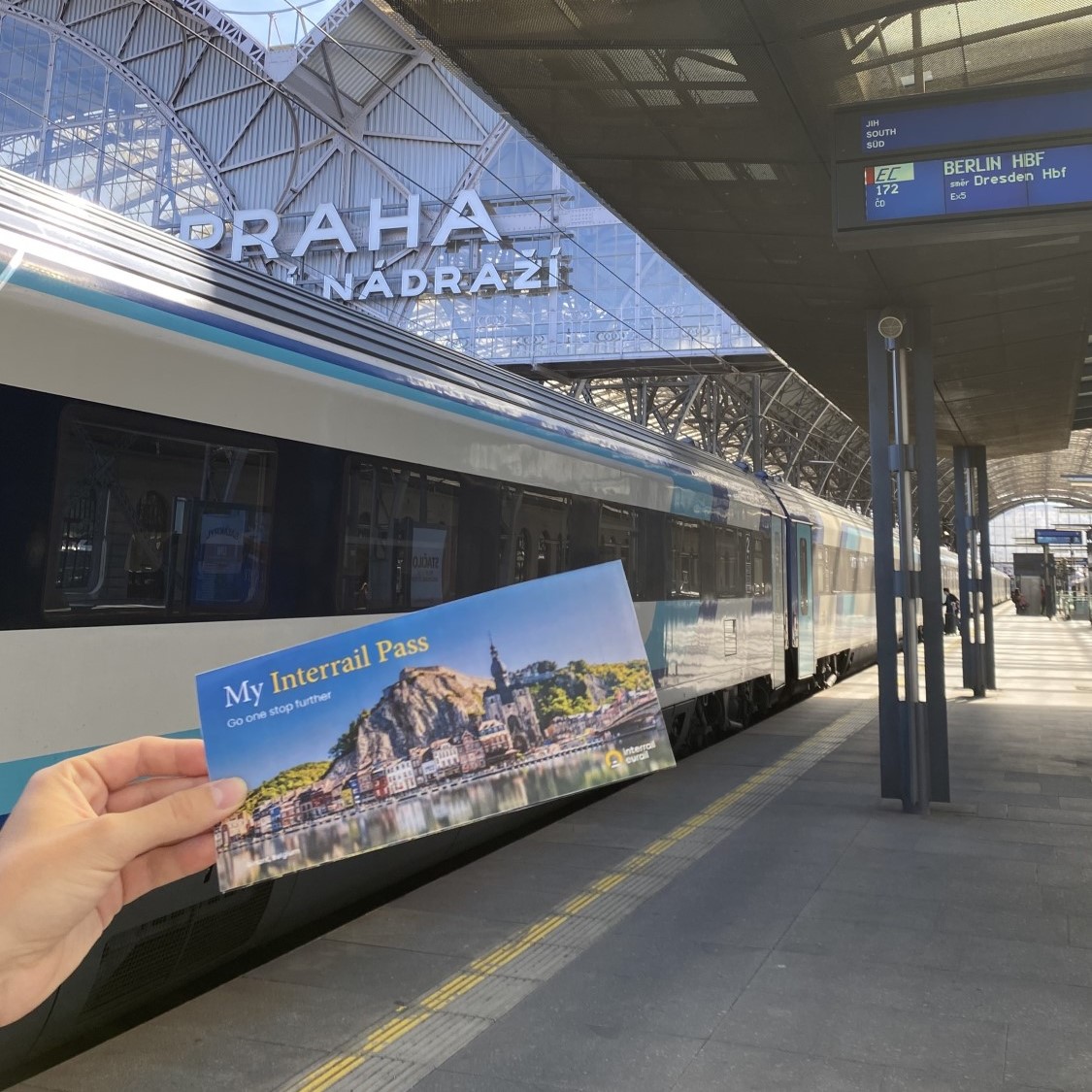 Ilustrační fotka jízdenek Interrail Pass
