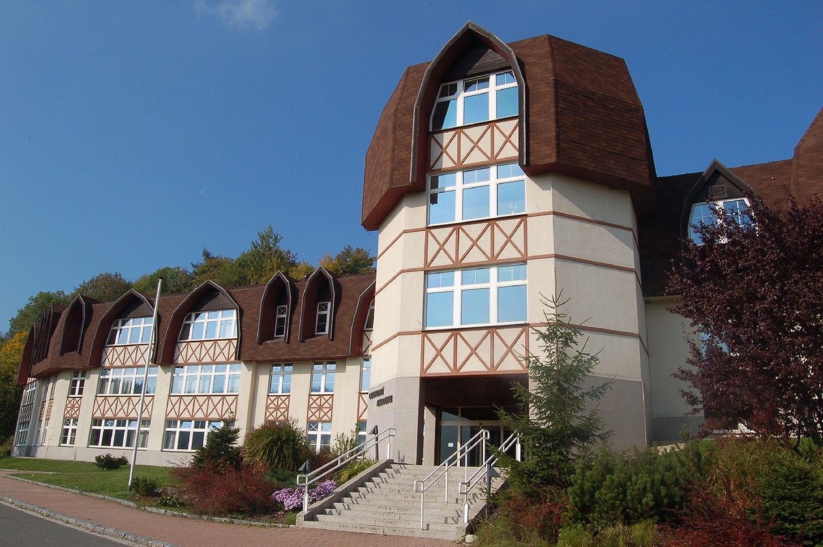 Obchodní akademie, odborná škola a praktická škola Olgy Havlové (OAJL) se zapojuje do Erasmu a fondů EHP už od 2017. Foto: Archiv OAJL